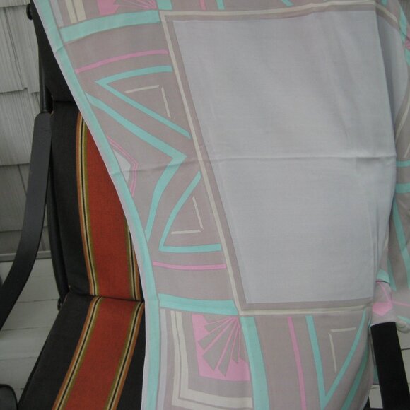 Vintage Adrienne Vittadini Mod Square Scarf - Picture 4 of 6